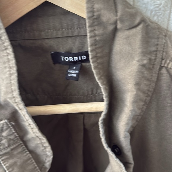 Torrid crop jacket - Picture 2 of 7